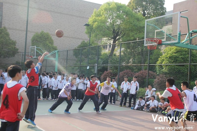 杭州市下沙中学篮球场